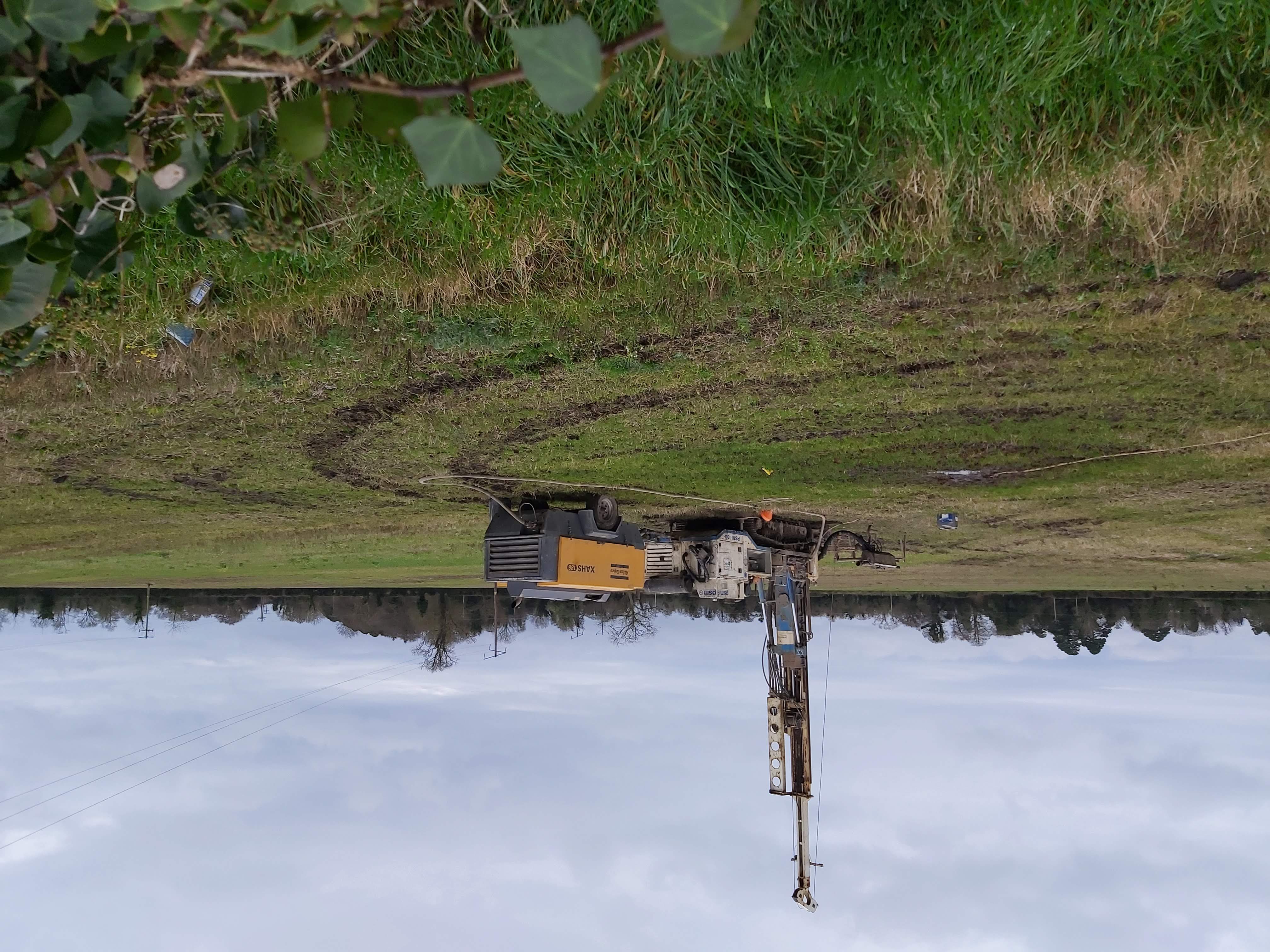 SI drilling rig in Baker's field